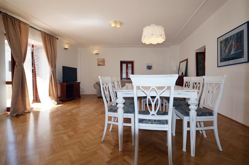 Apartment Kairos Zadar Habitación foto